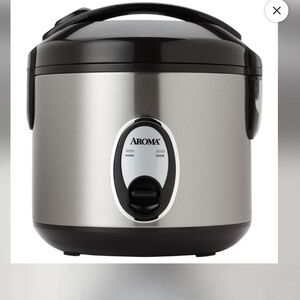 NIB Aroma 8 cup Black and Silver Stainless Steel Rice Cooker